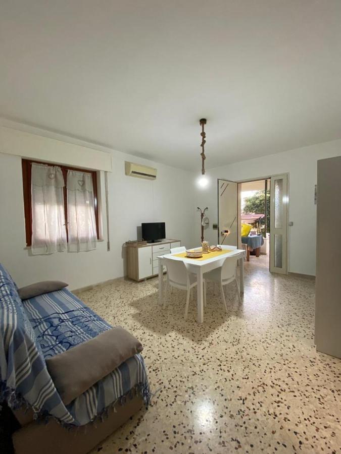 La Casa Del Gelso Apartment Tonnara di Bonagia Bagian luar foto
