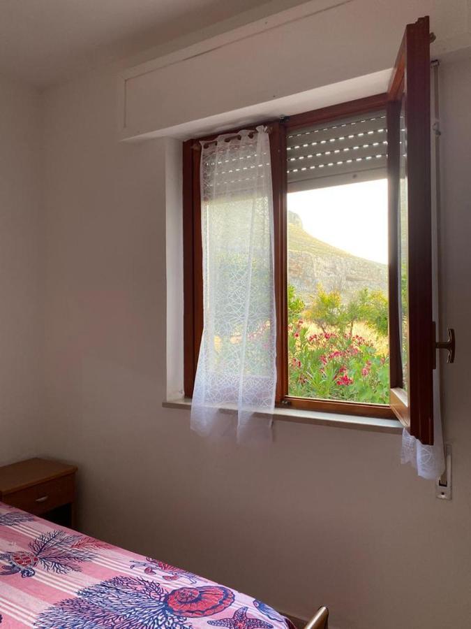 La Casa Del Gelso Apartment Tonnara di Bonagia Bagian luar foto